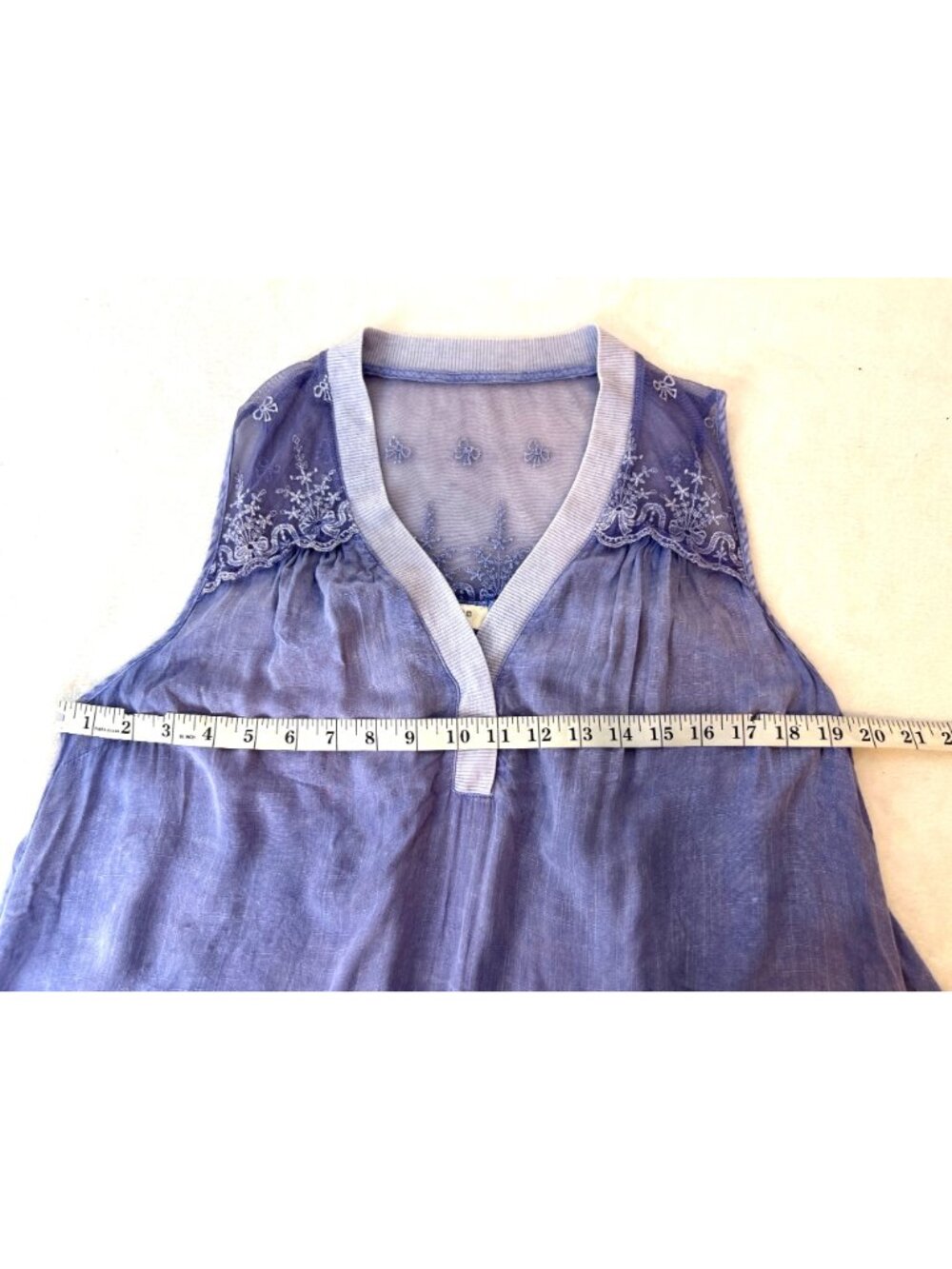 Umgee Blue Lace Yoke Sleeveless Tunic Top Boho Flowy Tank Med Fairy Embroidered - Picture 6 of 9